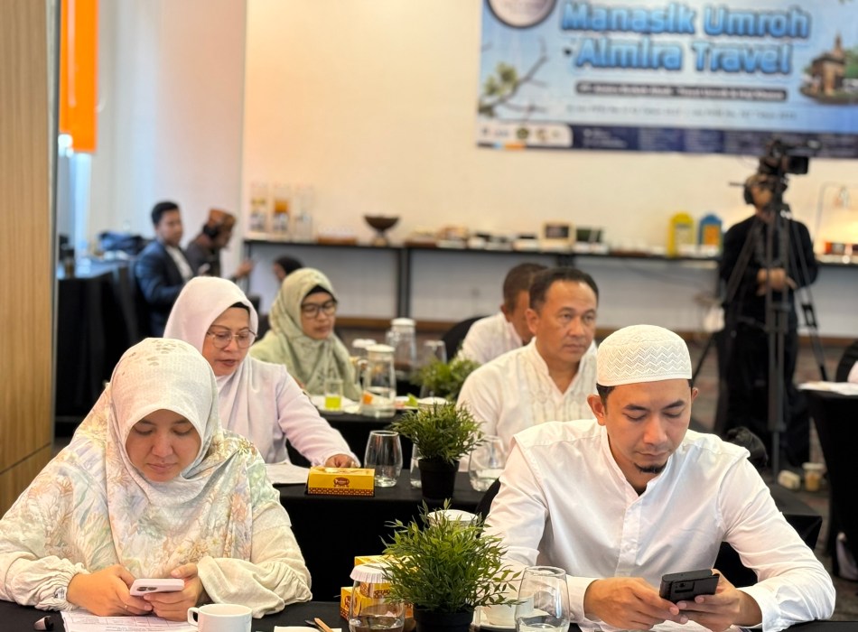 Persiapan manasik umroh jemaah Almira